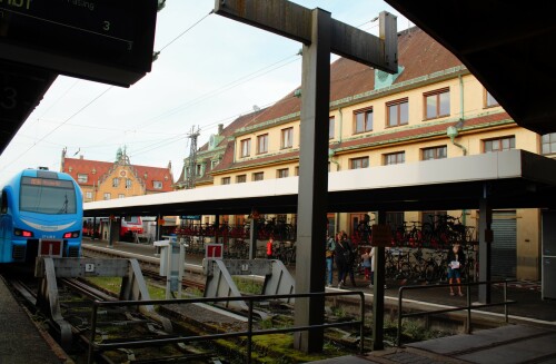 20231004-Lindau-Inselbahnhof-Bahnsteige-0.jpg