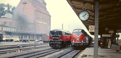 V200 BR 220 BR 202.0 DE 2000 Henschel Bahnhof Bad Oldesloe 1969 (2)