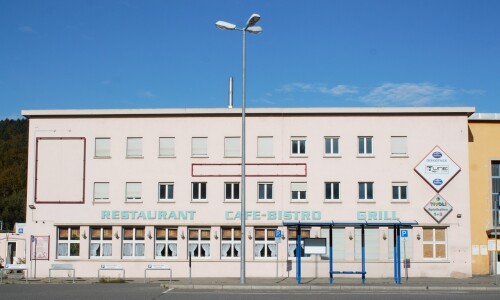 20231007 Tuttlingen Bahnhof Bahnhofshalle Bahnsteig (7)