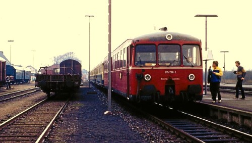 Niebüll Bahnhof ETA 515 815 1984 (2)