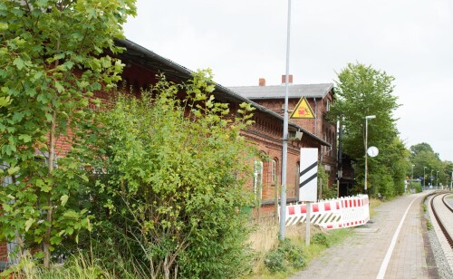 20220828 Friedrichsstadt Bahnhof und Industrie (9)