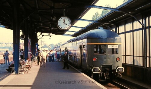 Rendsburg-1979-Bahnhof-LBE-DoSto-Sonderfahrt.jpg