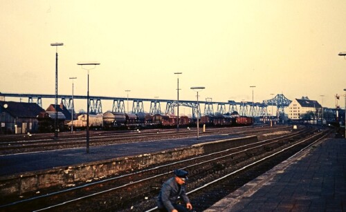 Rendsburg-Bahnhof-Hochbrucke-Dampflok-BR-050-Nord-Ostsee-Kanal-1969-0b.jpg