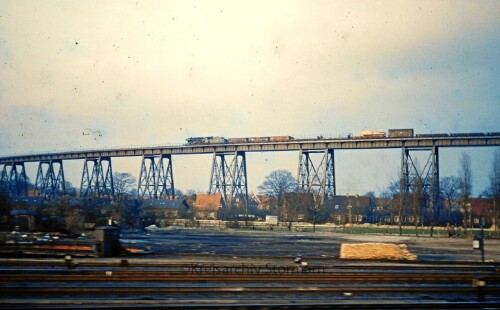 Rendsburg-Bahnhof-Hochbrucke-Dampflok-BR-050-Nord-Ostsee-Kanal-1969-0c.jpg