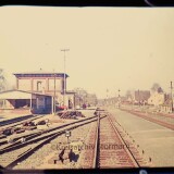 Leck-Bahnhof-zwischen-Flensburg-und-Sylt-1974-VT-698-998-1