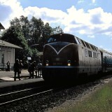 Rickling-Bahnhof-1978-V200.1-BR-221-133-Dosto-LBE-Doppelstockwagen-Lubeck-Buchener-Eisenbahn