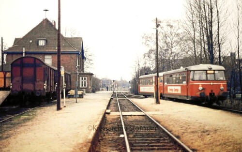 Schnelsen Bahnhof 1975 MAN Triebwagen Scvhienenbus (2)