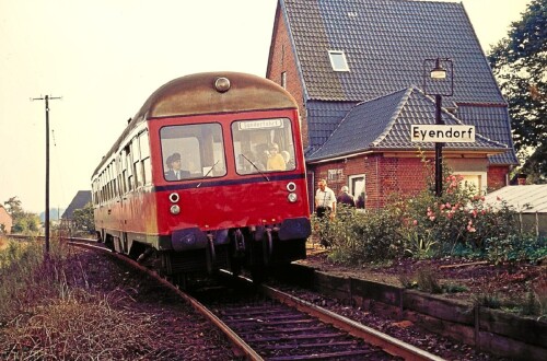 MAK Triebwagen Eyendorf Haltestelle 1976 MAK Triebwagen (2