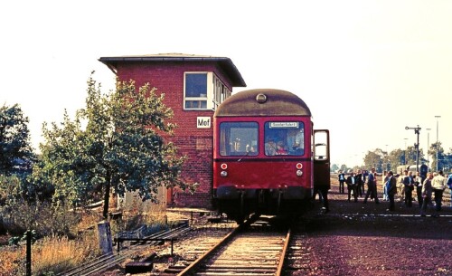 Munster-Bahnhof-1976-Mak-Triebwagen-1.jpg