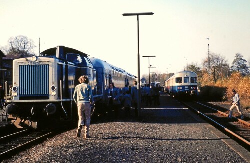 BR 212 027 7 Dosto Doppelstockwagen LBE Lübeck Büchener Bahnhof Isenbüttel 1980 (1)