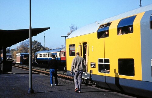 BR 212 027 7 Dosto Doppelstockwagen LBE Lübeck Büchener Bahnhof Isenbüttel 1980 (2)