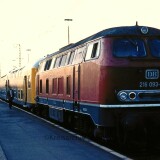 BR-216-093-Dosto-Doppelstockwagen-LBE-Lubeck-Buchener-Bahnhof-Konigslutter-1980