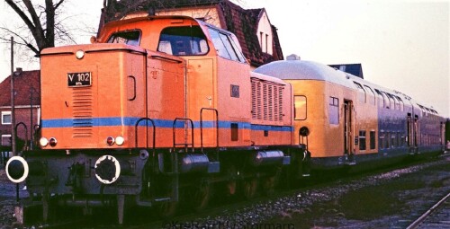 MAK V102 Dosto Doppelstockwagen LBE Lübeck Büchener Bahnhof Thedinghausen Bahnhof 1982