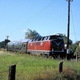 d-V200.1-BR-221-VLV-DoSto-Doppelstockwagen-LBE-Lubeck--Buchener-Eisenbahn-Fresenburg-Bahnhof-1978-2