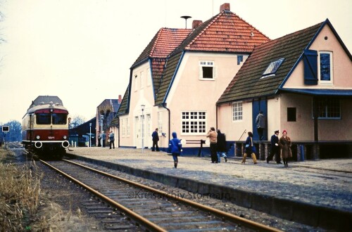 Worpswede Bahnhof VT 761 Nürnberg 1980 (2)