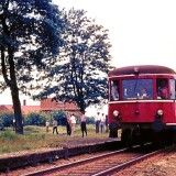 l-VT-137-Karlshofen-Haltestelle-Bahnhof-1