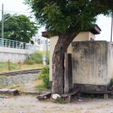 20240225-Daressalam-Bahnhof-Schienen-Schwellen-Signale-Weichenzunge-Stellhebel-7