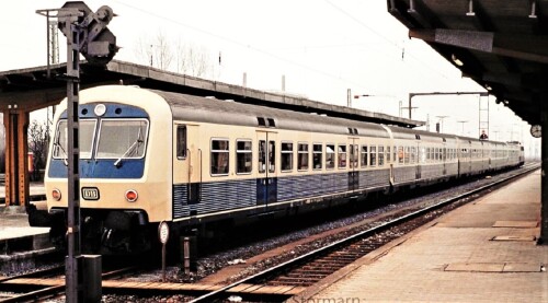 1984 X Wagen Prototyp ozeanblau Celle Bahnhof