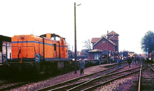 Bremen-1982-Farge-Bahnhof-Deutz-2000-V-201-LBE-DoSto-Doppelstockwagen-Sonderzug-Sonderfahrt-2.jpg