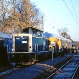 1980-Luneburg-Bahnhof-BR-212-V100-DB-DoSto-Doppelstockwagen-DAB-50-LBE