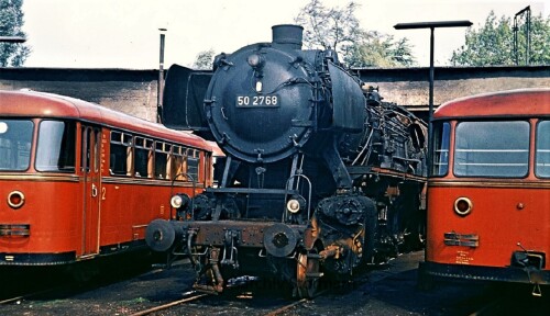 1967 Uelzen Bahnhof BW BR 50 2768