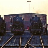Emden-Bahnhof-1975-BW-Dampflokomotiven-Drehscheibe-Lokschuppen-BR-6