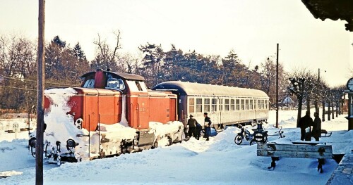 Trittau Bahnhof 1969 BR 212 Silberling Nahverkehrszug Umsetzen (2)