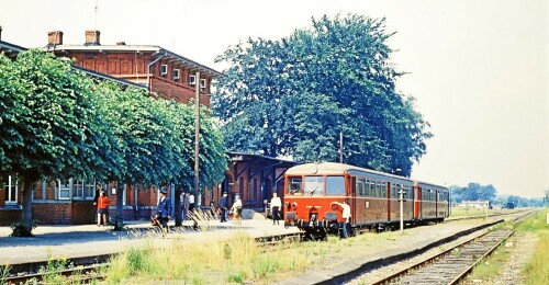 Trittau Bahnhof 1969 BR 515 ET Akkutriebwagen