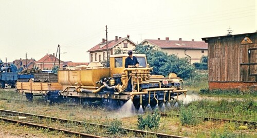 1967-Trittau-Bahnhof-DB-Bundesbahn-Baufahrzeuge-1.jpg