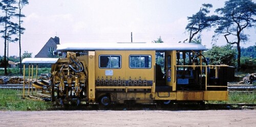 1967-Trittau-Bahnhof-DB-Bundesbahn-Baufahrzeuge-6.jpg