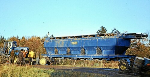 1967-Trittau-Bahnhof-Verladestrase-Rangieren-DB-Dreschmaschine-1.jpg