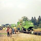 1972-Trittau-Bahnhof-John-Deere-Express-Trecker-Mahdrescher-auf-Werbetour-3