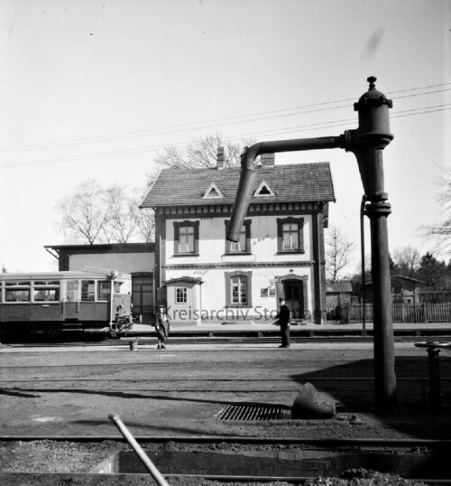 Trittau 1958 Kreisbahn Stormarn Bahnhof und Busbahnhof Büssing (2)