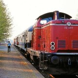 1979-Trittau-Bahnhof-Sonderzug-BR-212-027-UIC-ozeanblau-beige-3