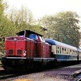 1979-Trittau-Bahnhof-Sonderzug-BR-212-027-UIC-ozeanblau-beige-4