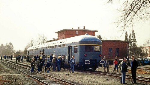 BR 212 128 1980 Trittau Bahnhof LBE Doppelstockwagen DAB 50 Lübeck Büchener Eisenbahn (3)