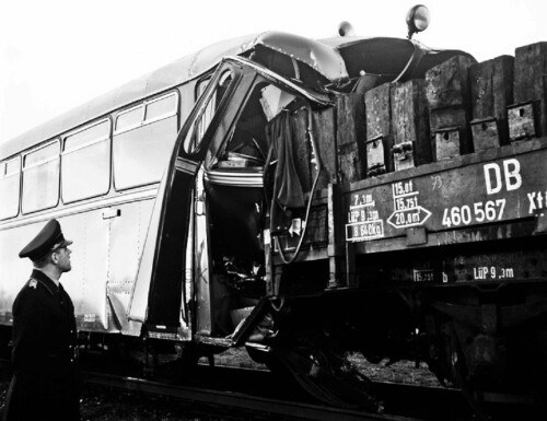 Dwerkathen Bahnhof Haltestelle 1958 Eisenbahnunfall mit einem Toten Schienenbus VT98 (1)
