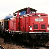 Mollhagen_Bahnhof_Haltestelle_1980_Sonderfahrt_LBE_DoSto_Doppelstockwagen_DAB_50_BR_212-1