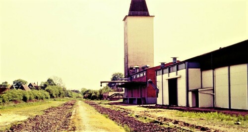 Mollhagen Bahnhof Haltestelle 1985 Raiffeisen