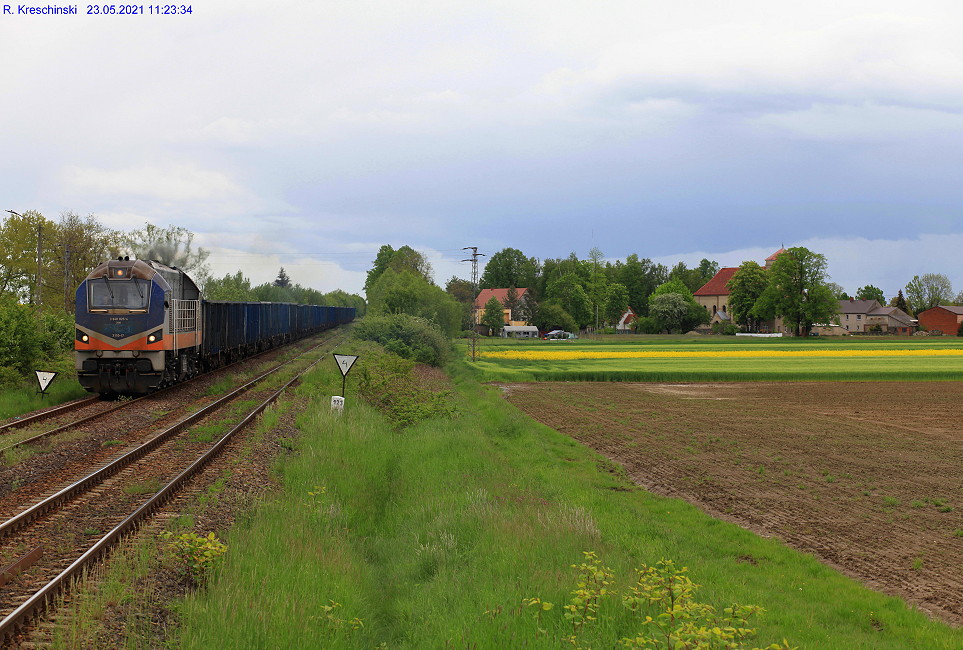 [Bild: PKP-Cargo-311D-17-bei-Nowy-Las-666.jpg]