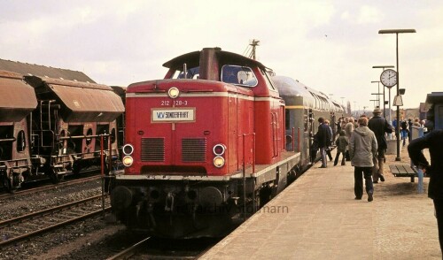 Schwarzenbek Bahnhof 1980 Sonderfahrt nach Trittau LBE DosTo BR 212 (2)