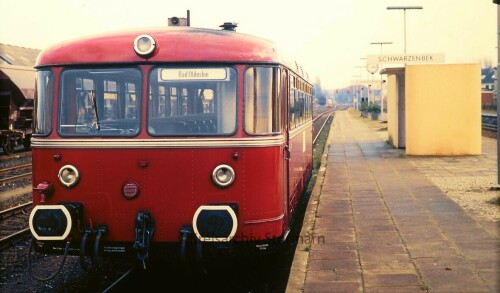 Schwarzenbek Bahnhof 1987 BR 628 928 VT98 Schienenbus Regionalverkehr a (2)