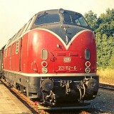 Trittau-Bahnhof-1975-Geratehilfszug-Entgleisung-BR-220-Abschleppen-DB-Deutsche-Bundesbahn-nach-Prellbockuberfahrung-Entgleisung-3