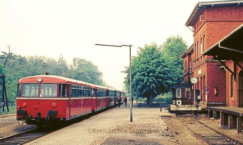 Trittau Bahnhof 1976 Schienenbus VT 98 BR 698 BR 798 (8)