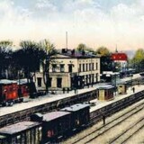 schwarzenbek_Bahnhof_1900_Bahnhofsgebaude_alt_preusische_Staatsbahn_Epoche_I