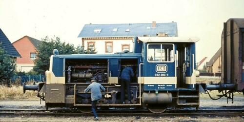 trittau Bhnhof 1981 letzter Güterverkehr Köf 3 BR 323 BR 333 ozeanblau beige DB Deutsche Bundesbahn 