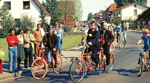 trittau Stadtfest Volksfest 1976 Feuerwehrfahrräder Tandem