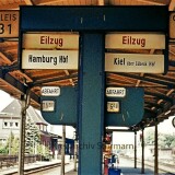 bahnhof_bad_oldesloe_1977_Alte_Bahnsteigbeschilderung-2