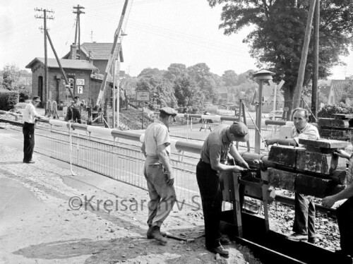 Bad Oldesloe Bahnübergang 1963 Bahnschranke Reperatur