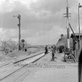 c-Bad_Oldesloe_Bahnubergang_1962_Schranke_Bahnwarterhauschen-1